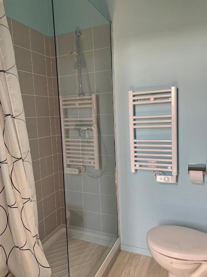 Le Rayon De Soleil Hotell Châtelaillon-Plage Exteriör bild