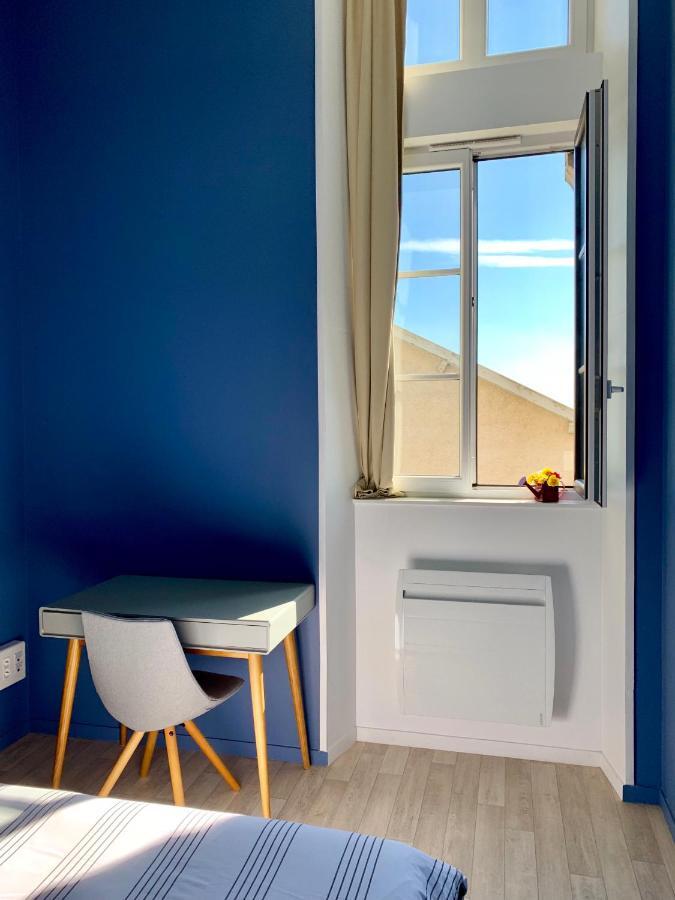 Le Rayon De Soleil Hotell Châtelaillon-Plage Exteriör bild